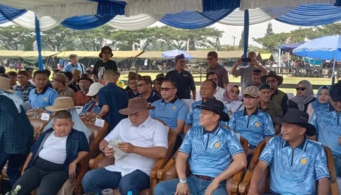 Lanud Atang Sendjaja Gelar Lomba Seni Ketangkasan Domba Garut