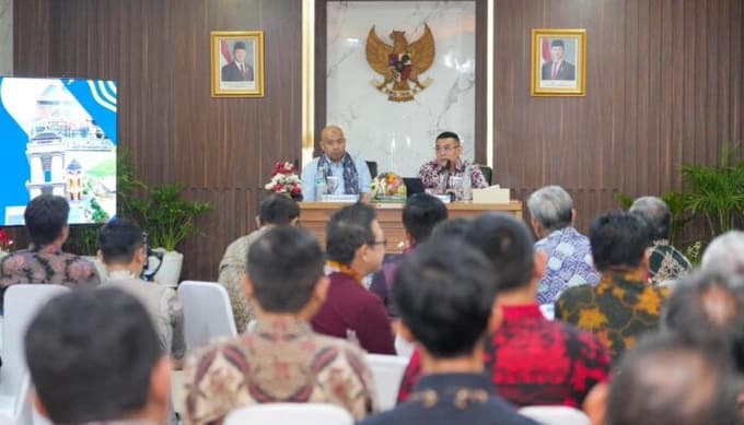 Pesan Wamen Ossy, Kerja Sama untuk Hadirkan Layanan yang Murah Dan Cepat
